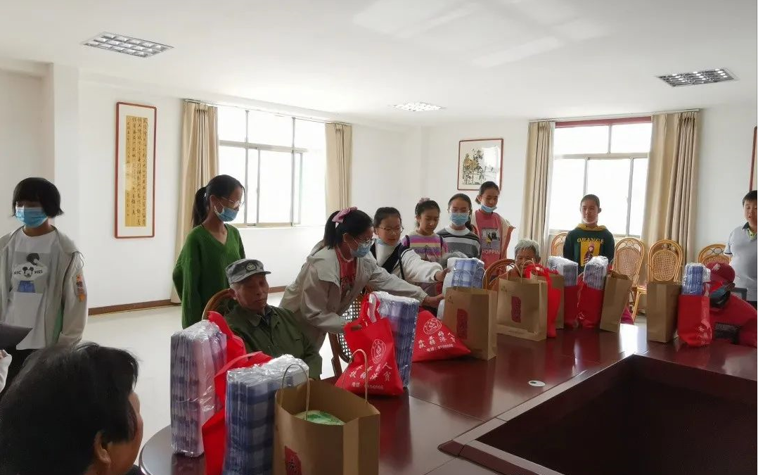 淄博市周村区第一中学开展志愿服务活动