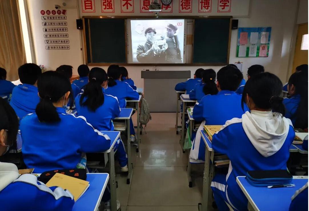 淄博市博山区第六中学开展学习雷锋活动